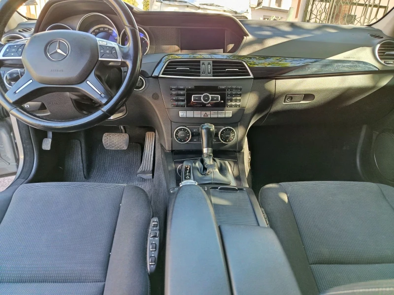 Mercedes-Benz C 200, снимка 11 - Автомобили и джипове - 51843372