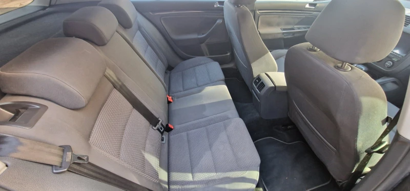 VW Golf TDI, снимка 6 - Автомобили и джипове - 51855220