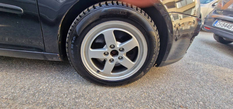 VW Golf TDI, снимка 3 - Автомобили и джипове - 51855220