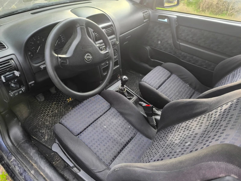 Opel Astra, снимка 2 - Автомобили и джипове - 52317562