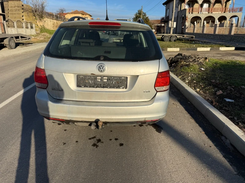 VW Golf, снимка 4 - Автомобили и джипове - 53065366