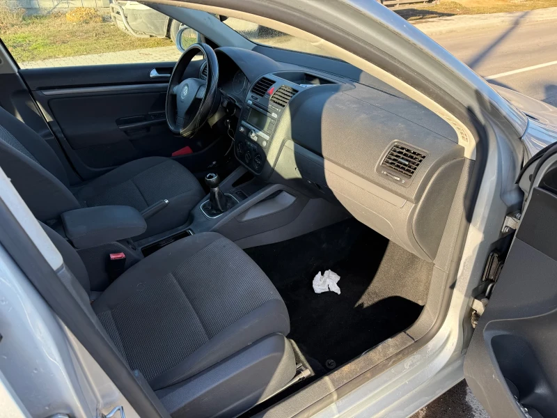 VW Golf, снимка 9 - Автомобили и джипове - 53065366