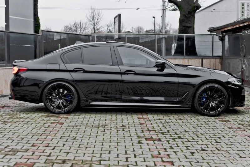 BMW 530 d/LCI/M5/H&K/LED/20, снимка 8 - Автомобили и джипове - 53457984