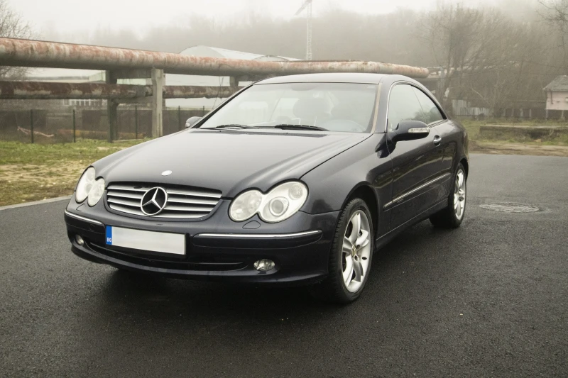Mercedes-Benz CLK 320, снимка 4 - Автомобили и джипове - 53581755