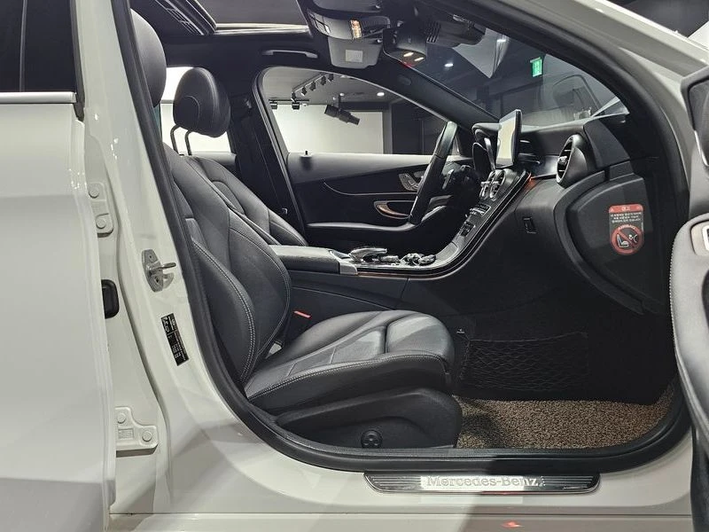 Mercedes-Benz C 200 C200 4MATIC AMG Line| 184�.�. | Mobile.bg � ����������� 12