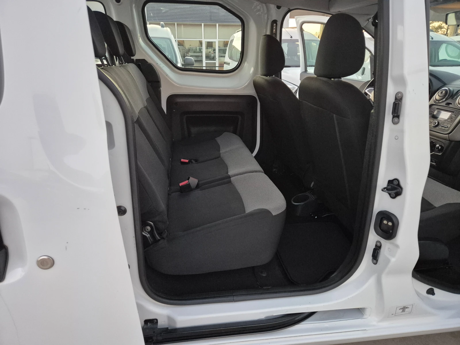 Dacia Dokker N-1= 56-броя-1.5DCI- | Mobile.bg — изображение 11