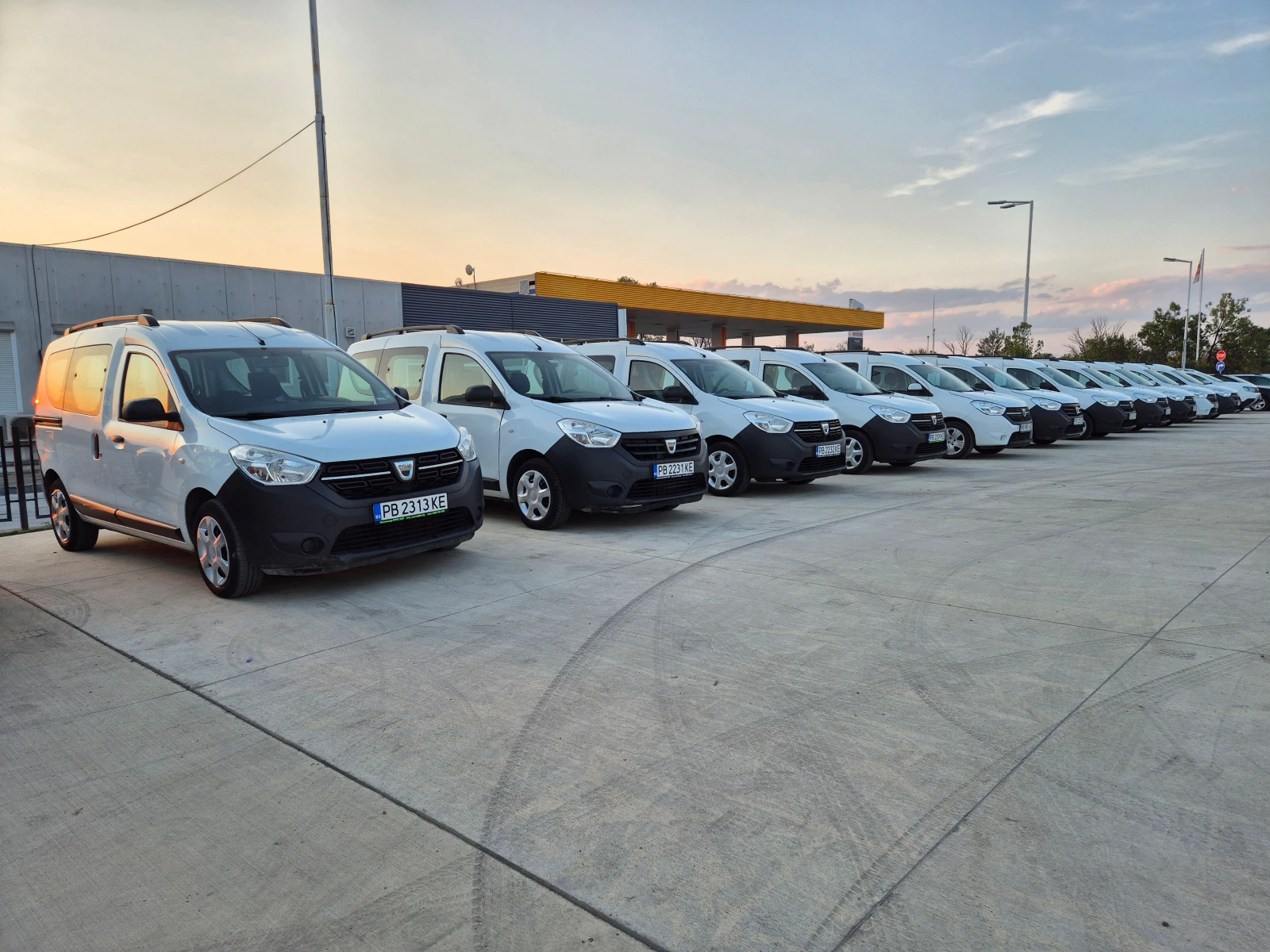 Dacia Dokker N-1= 56-броя-1.5DCI- | Mobile.bg — изображение 17