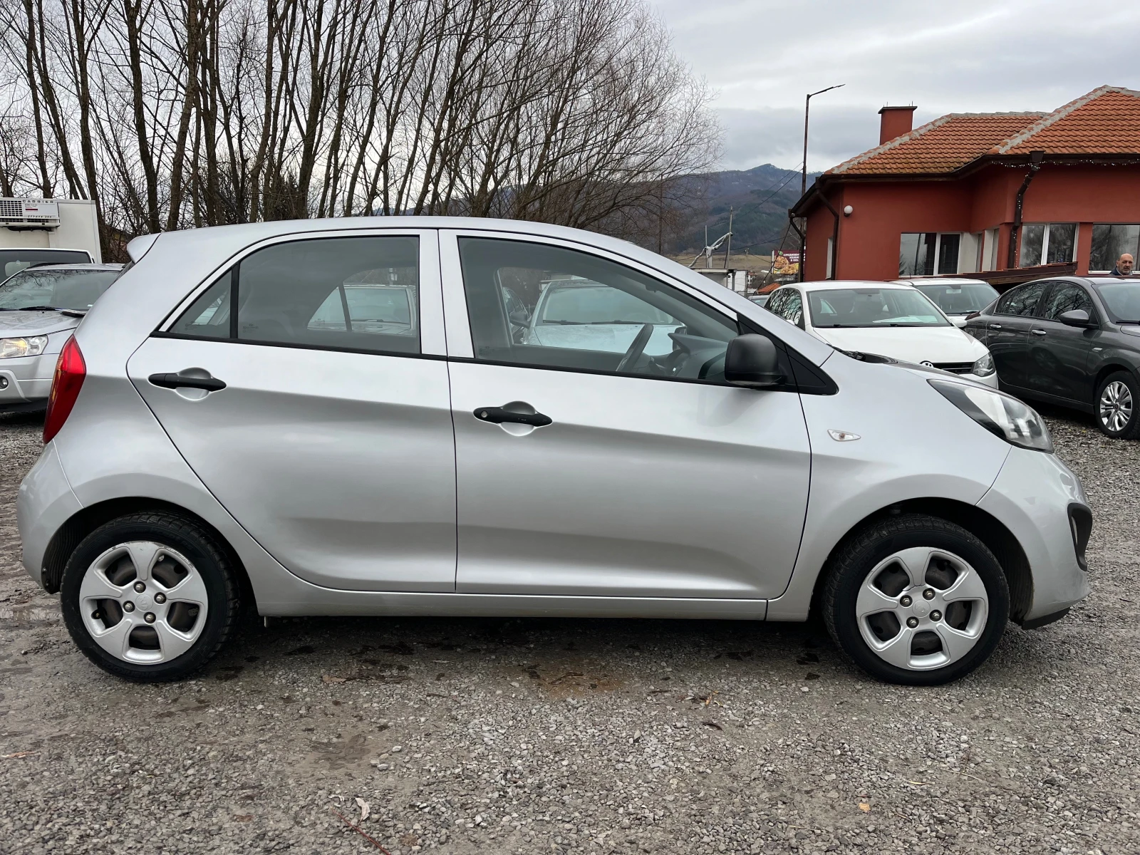 Kia Picanto 1.0I - изображение 7