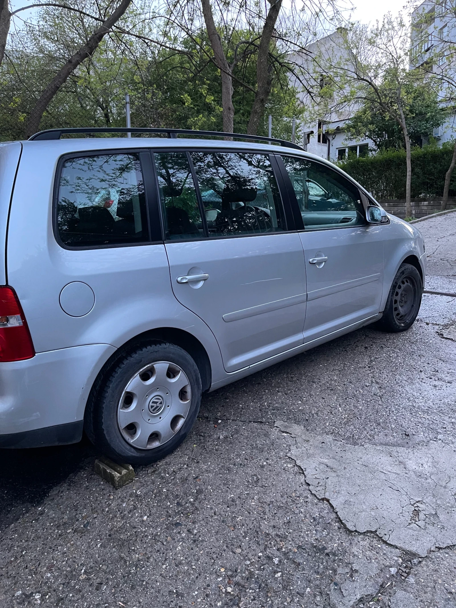 VW Touran  - изображение 5