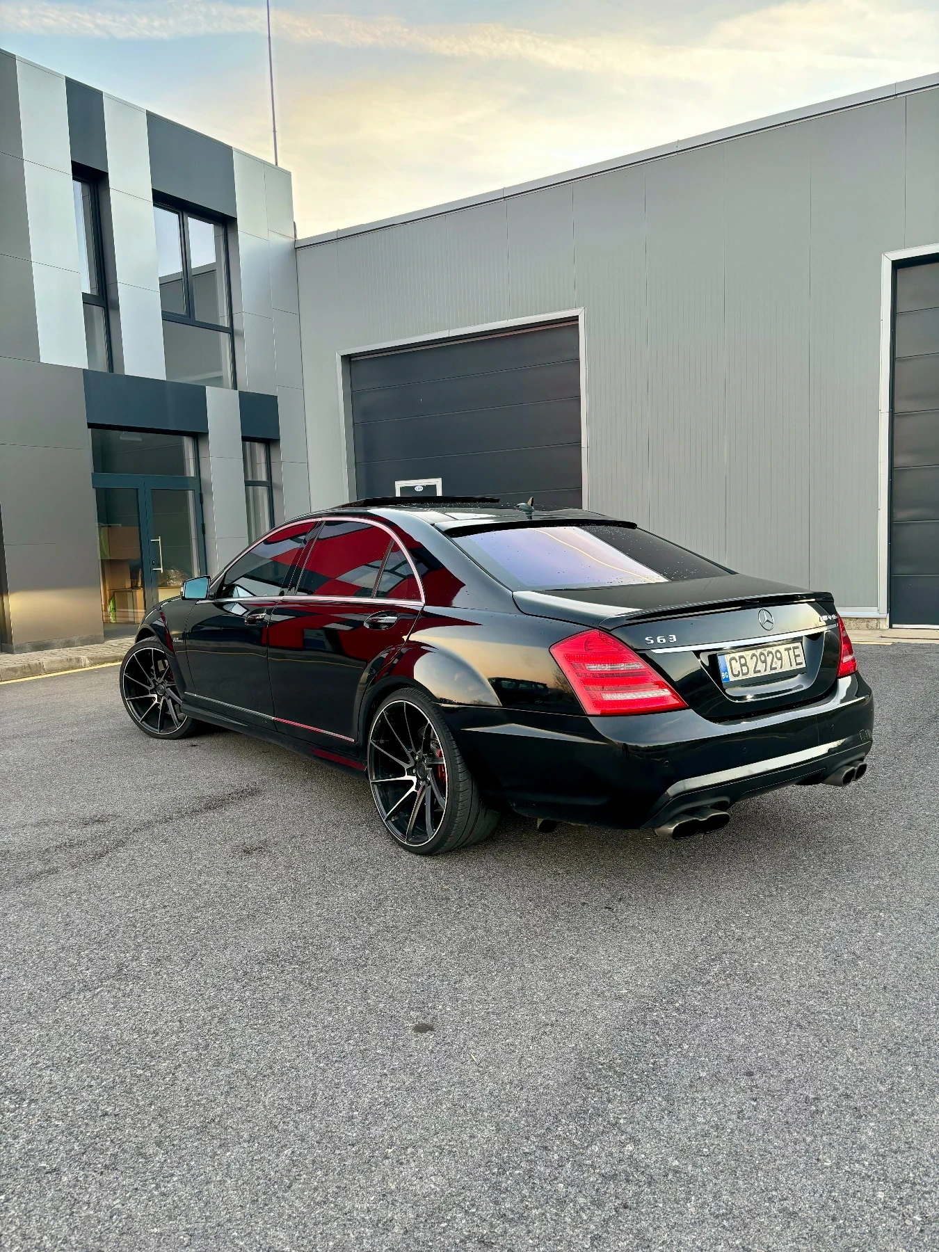 Mercedes-Benz S 63 AMG  - изображение 4