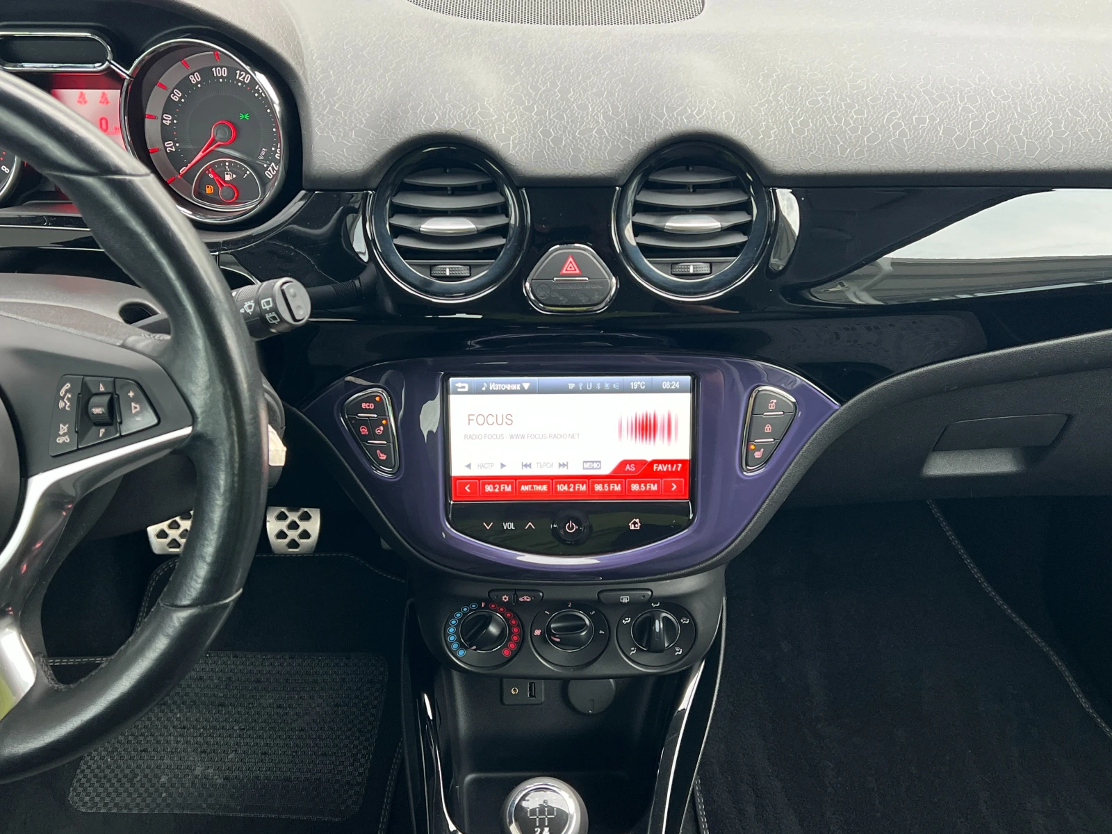 Opel Adam 1.4i EcoTec EURO 5A Подгрев волан и седалки Навига - изображение 9