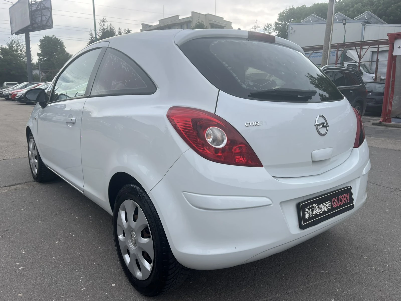 Opel Corsa 1.3 GAS/BENZ - изображение 6