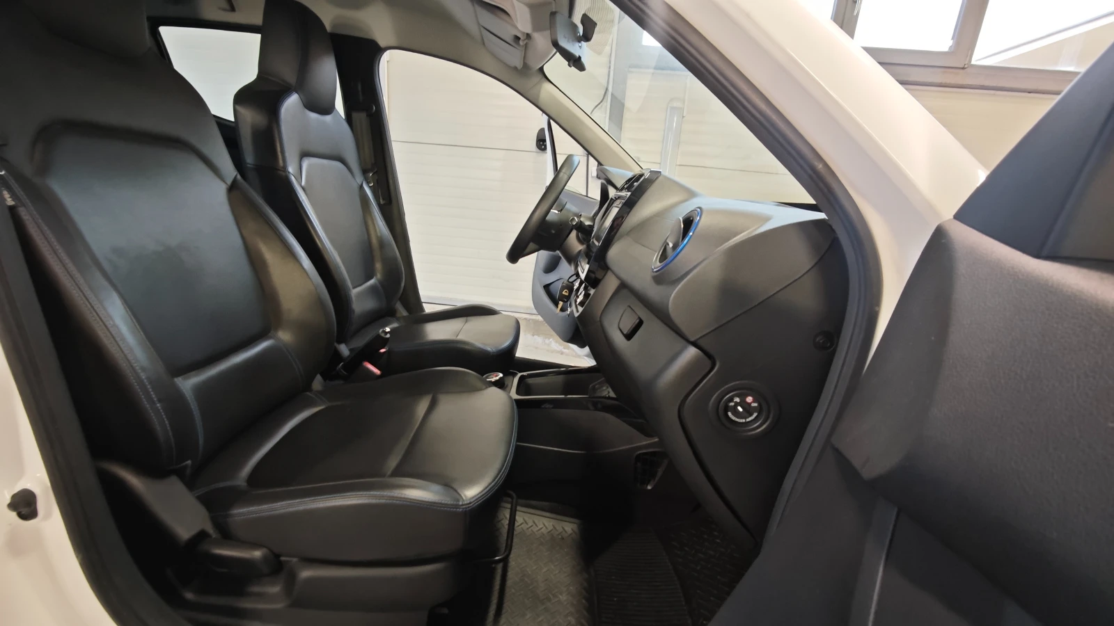 Dacia Spring Comfort  | Mobile.bg   12