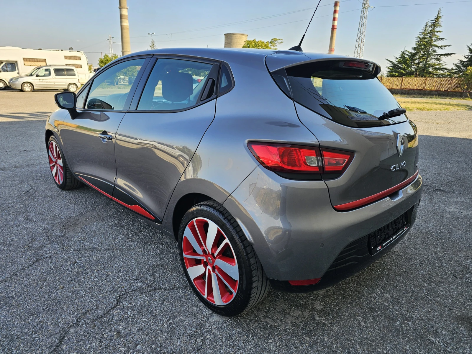 Renault Clio 1.5 DCI* NAVI* KEYLESS* SPORT - изображение 5