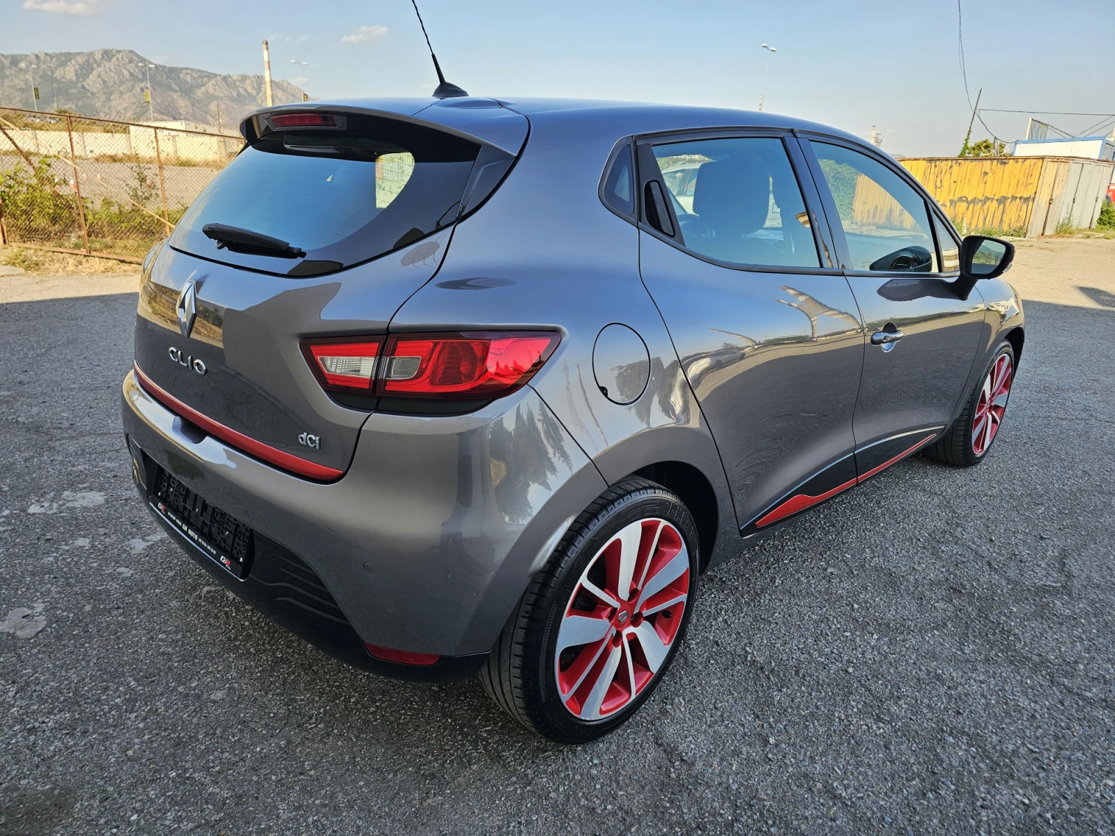 Renault Clio 1.5 DCI* NAVI* KEYLESS* SPORT - изображение 7