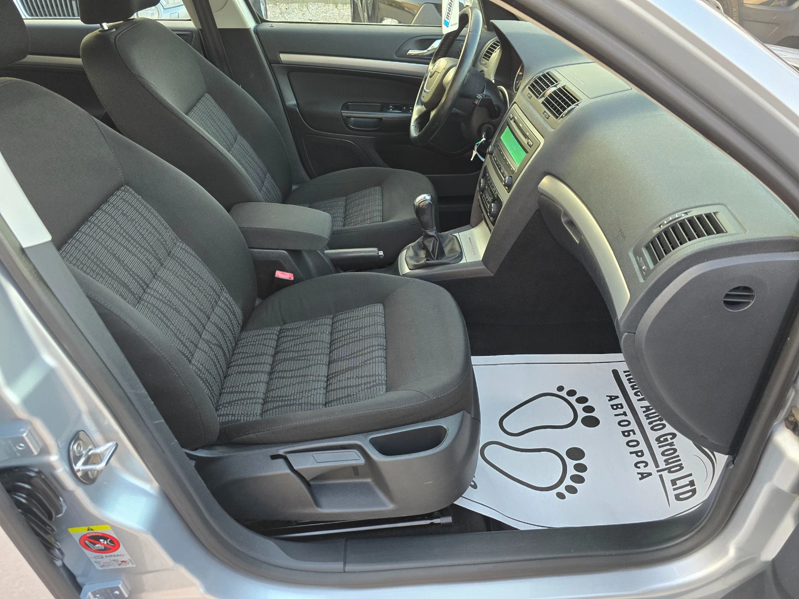 Skoda Octavia 1.8TSI 6-Скорости/Обслужен/ - изображение 8