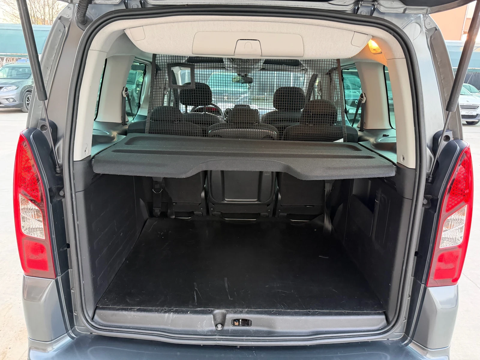 Citroen Berlingo 1.6 HDI ТОП СЪСТОЯНИЕ - изображение 6