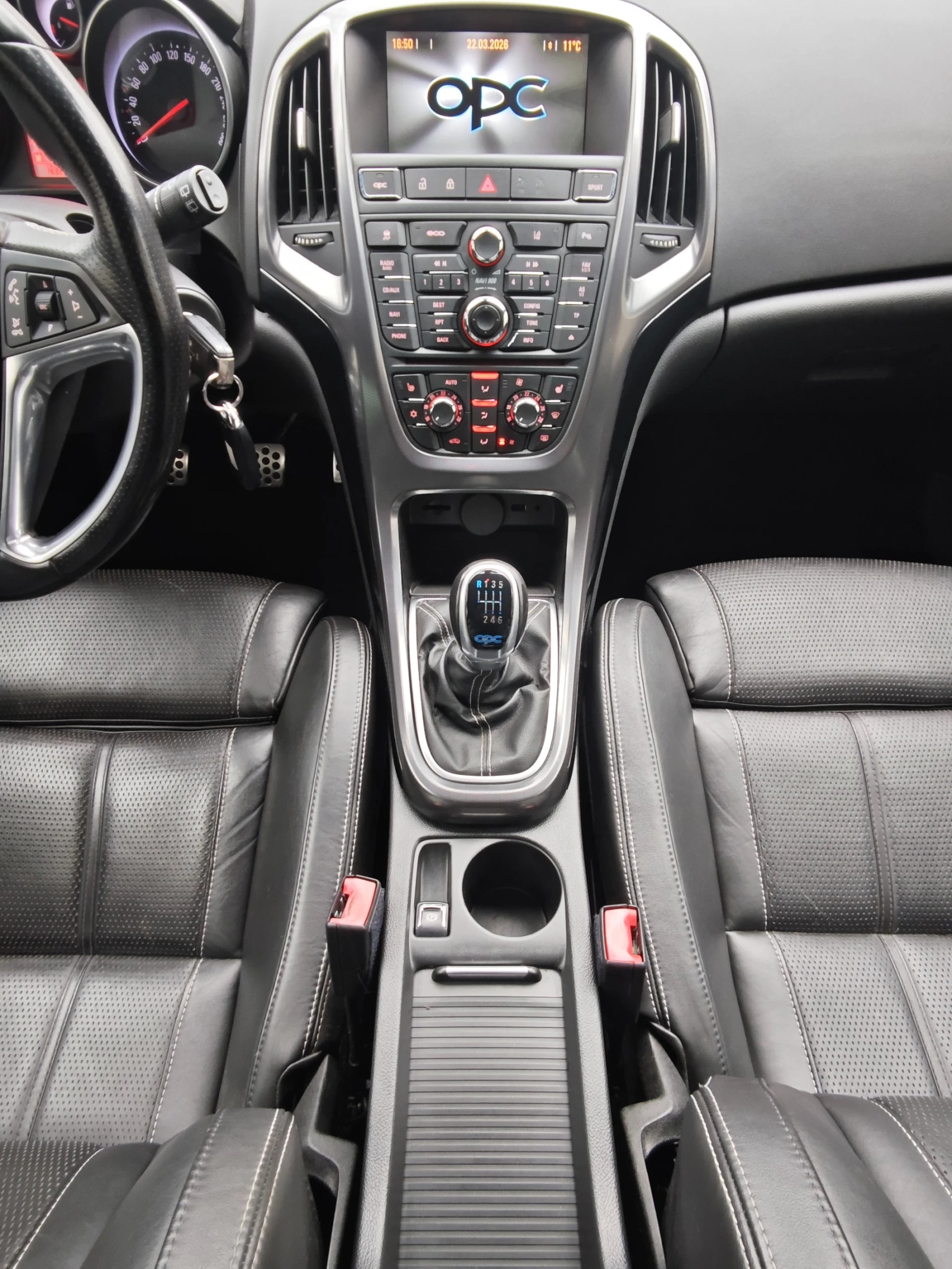 Opel Astra OPC, снимка 11 - Автомобили и джипове - 54175838