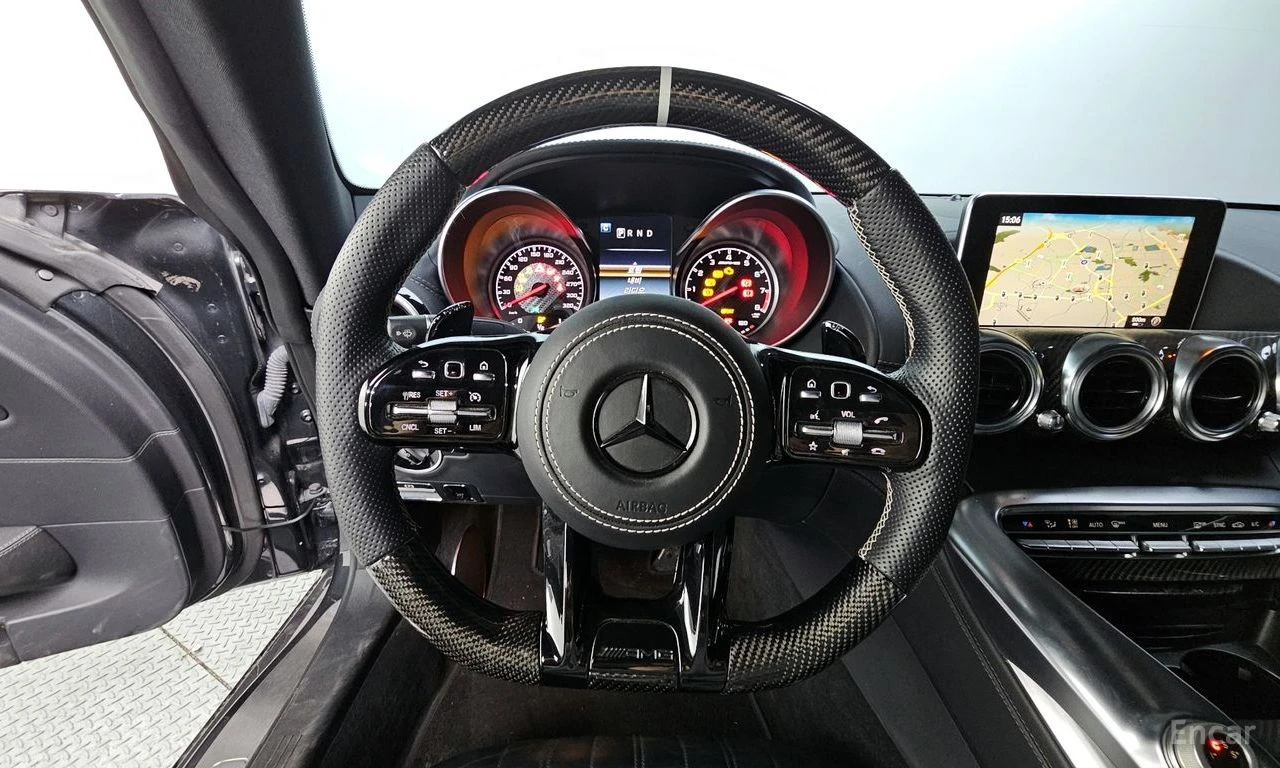 Mercedes-Benz AMG GT 4.0* V8* BI-TURBO* BURMESTER* , снимка 10 - Автомобили и джипове - 54370309