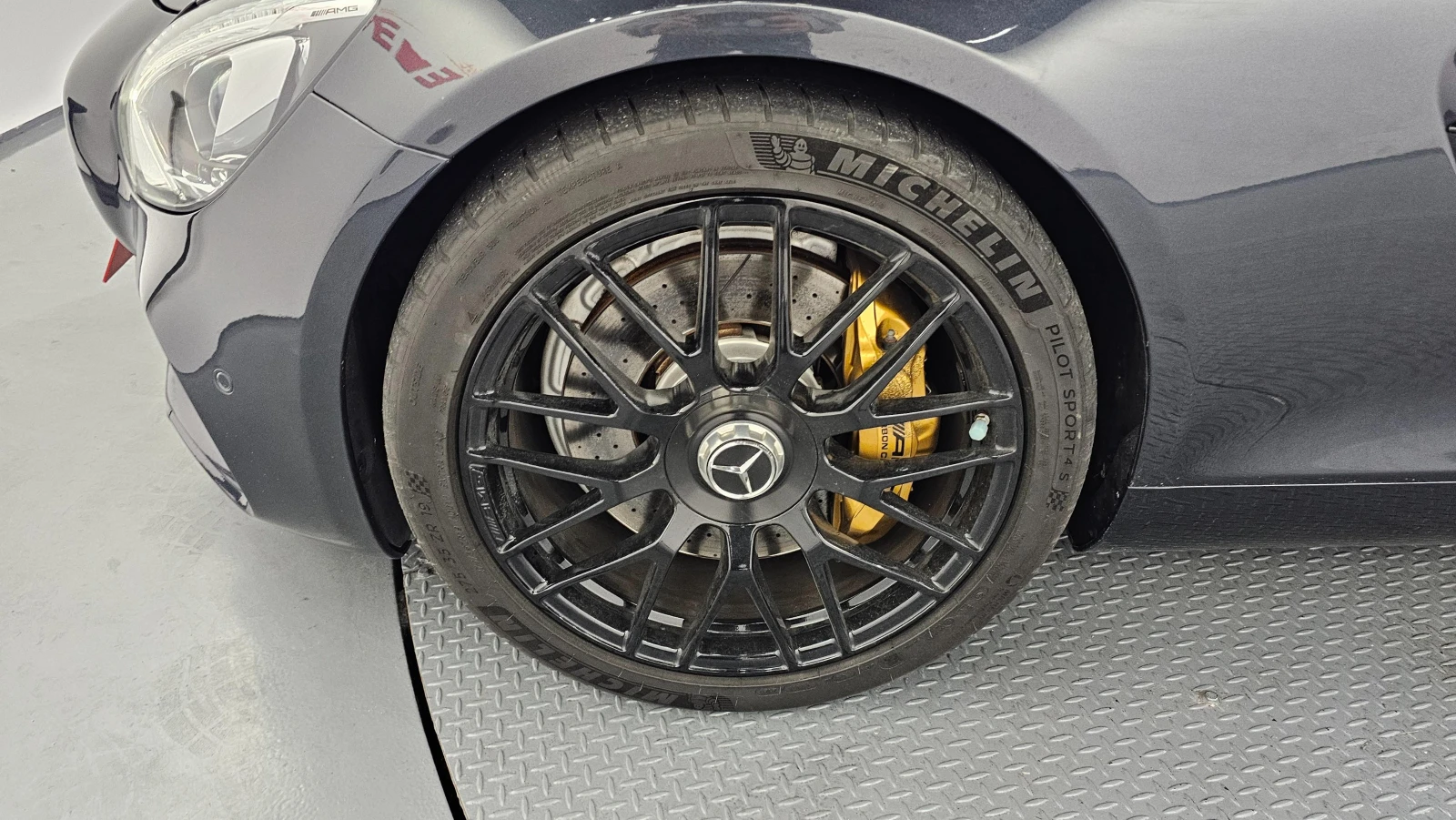 Mercedes-Benz AMG GT 4.0* V8* BI-TURBO* BURMESTER* , снимка 6 - Автомобили и джипове - 54370309