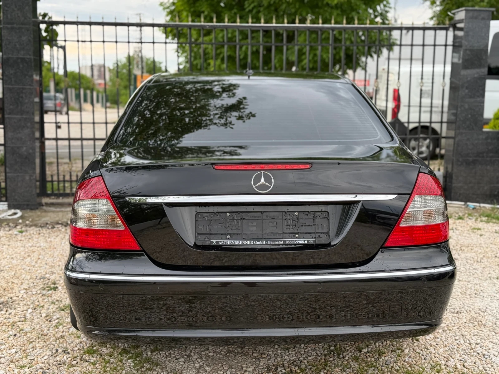 Mercedes-Benz E 200 Kompressor/Avantgarde, снимка 13 - Автомобили и джипове - 54611590