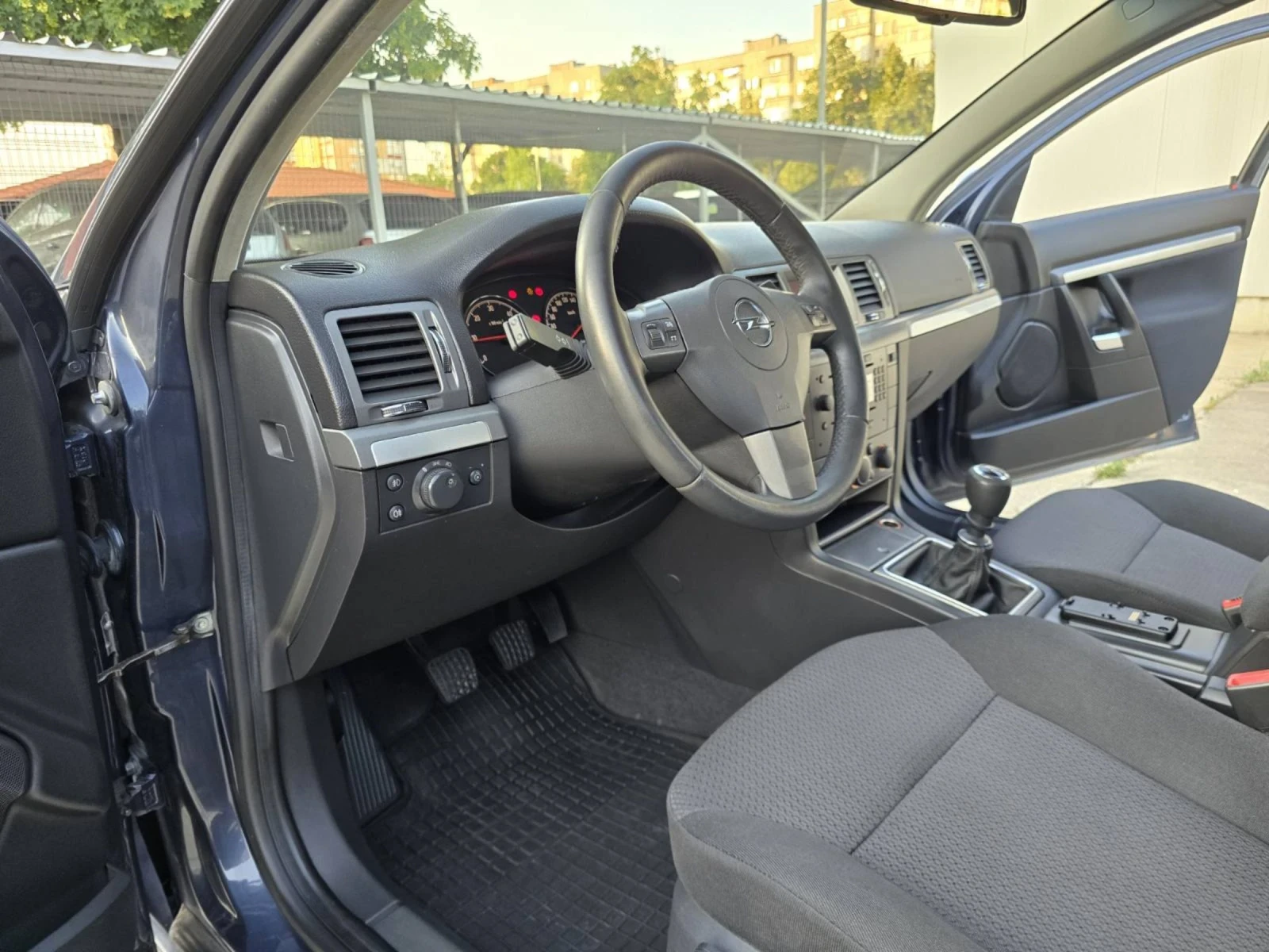 Opel Signum 1.9CDTI 120KC., снимка 12 - Автомобили и джипове - 55140594