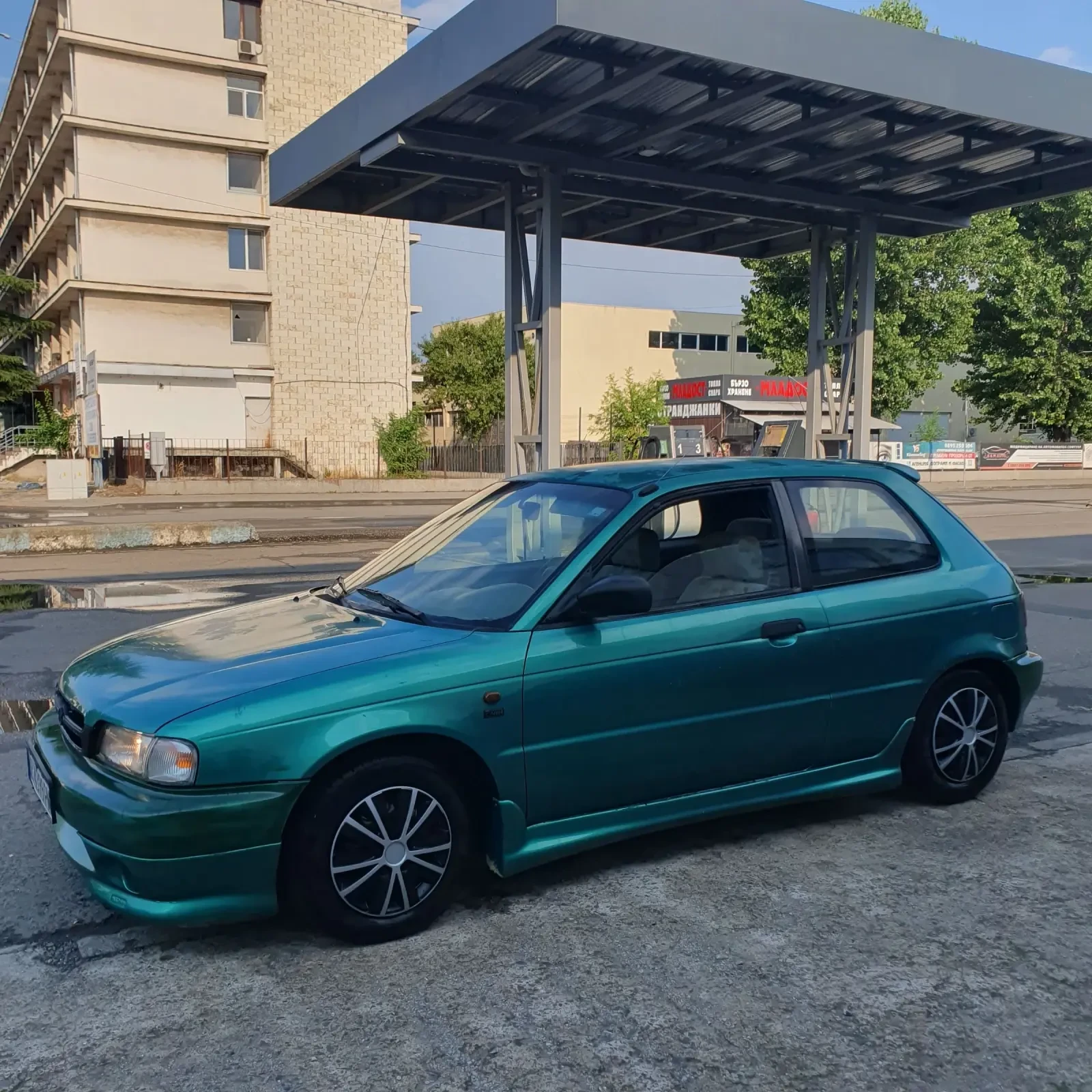 Suzuki Baleno 1.3i, снимка 2 - Автомобили и джипове - 55380841