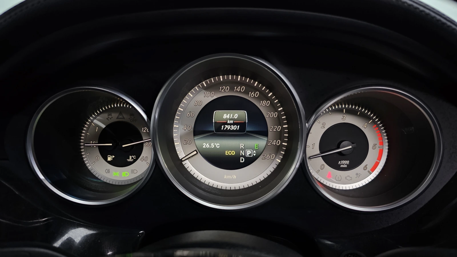 Mercedes-Benz CLS 350, снимка 10 - Автомобили и джипове - 55417268