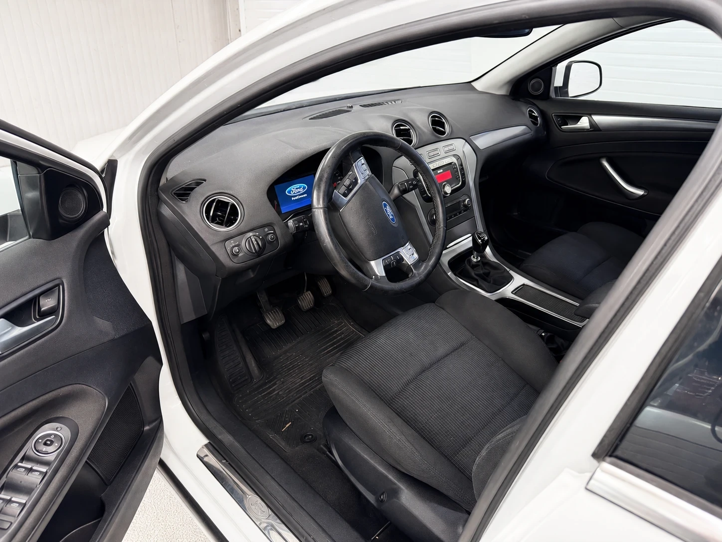 Ford Mondeo, снимка 3 - Автомобили и джипове - 55754236