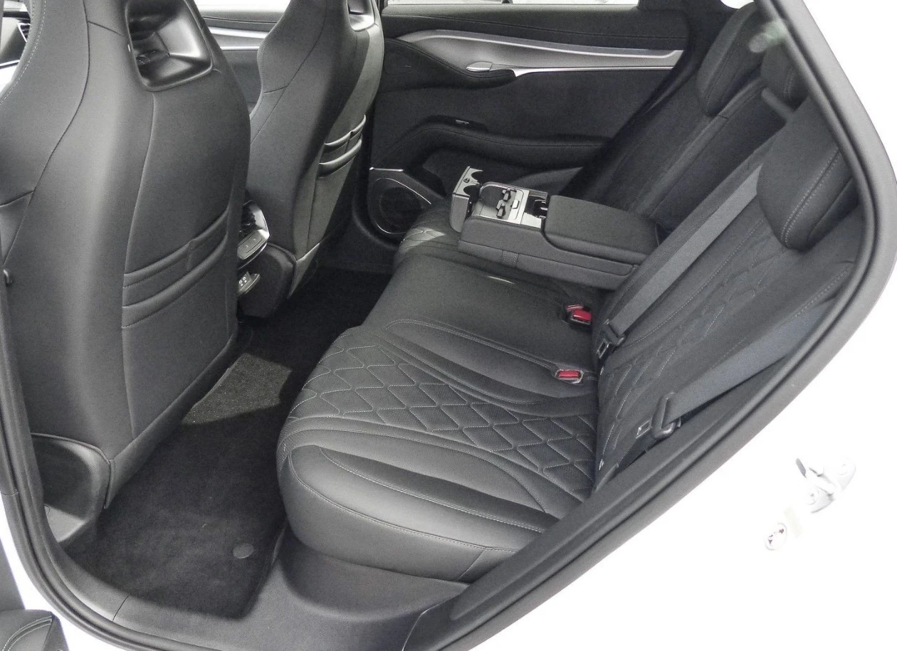 BYD Sealion 7 Excellence 390 kW AWD Design Pano L, снимка 14 - Автомобили и джипове - 55879731
