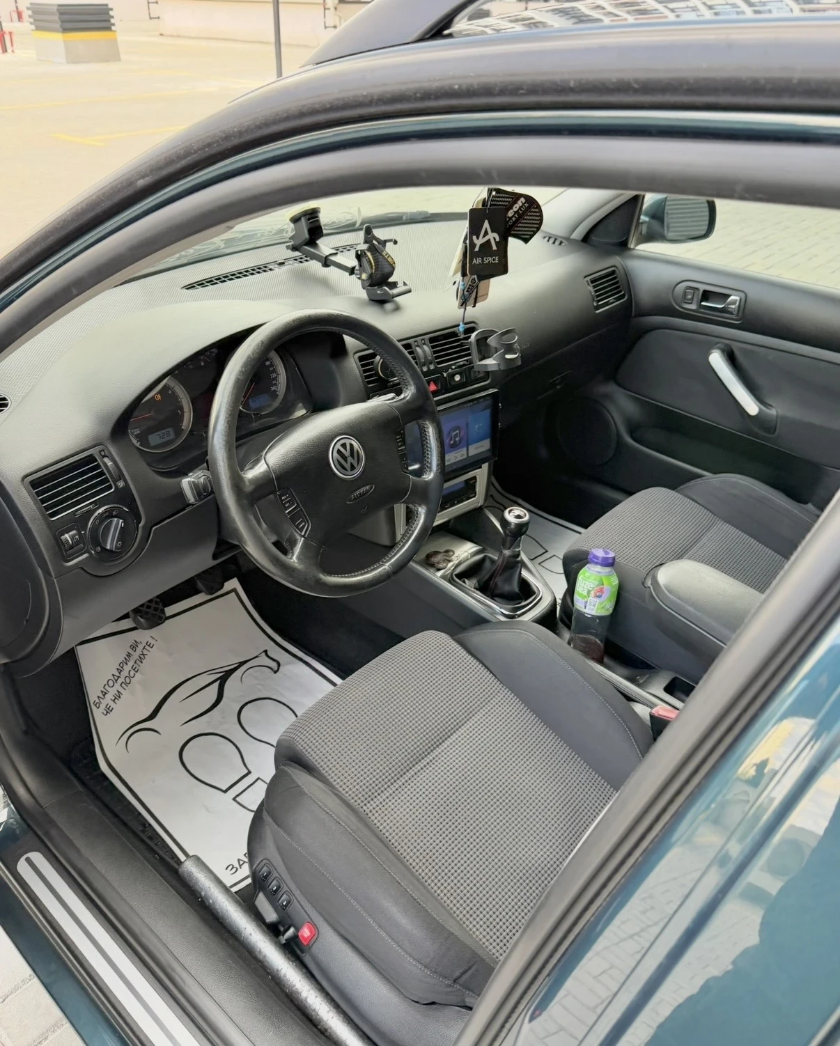 VW Bora 1.9 ARL 300+ + + , снимка 9 - Автомобили и джипове - 56523276