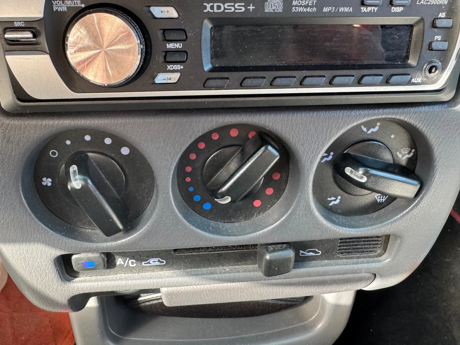 Nissan Micra К11 998 куб.см., снимка 5 - Автомобили и джипове - 56654970