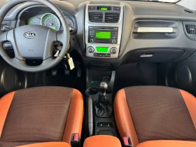 Kia Sportage 2, 0i* FACE LIFT* КОЖА* КАТО НОВА, снимка 11