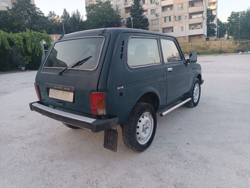 Lada Niva 1.7, снимка 4 - Автомобили и джипове - 46427833
