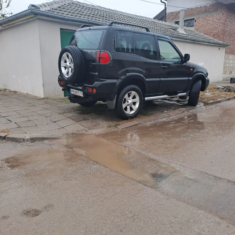 Nissan Terrano, снимка 7 - Автомобили и джипове - 52333423