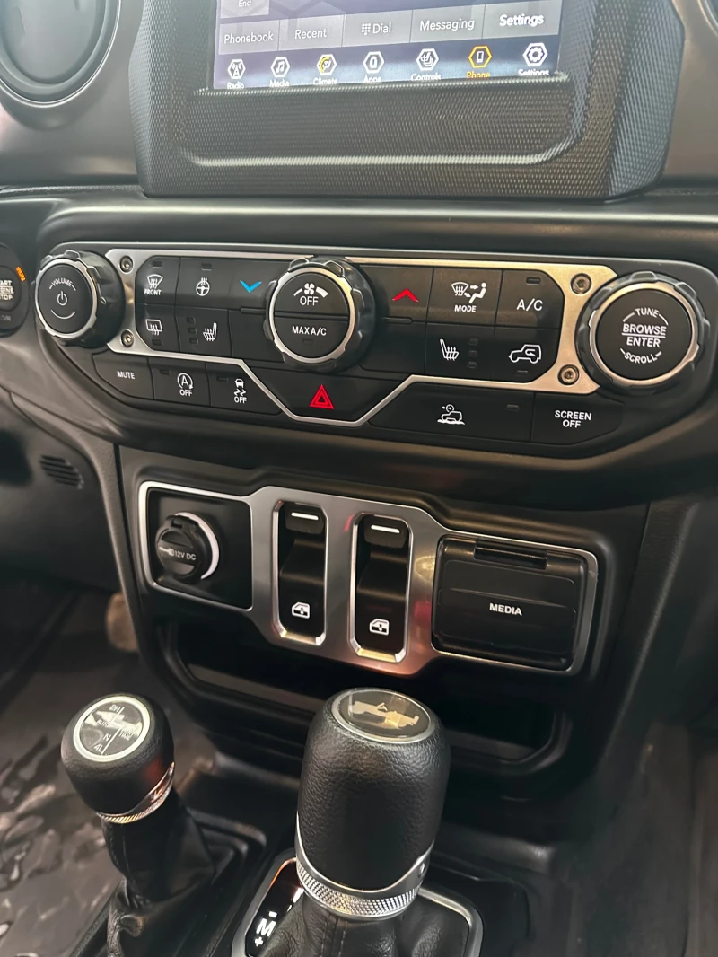 Jeep Wrangler Jeep Wrangler 2023г. 12 000км , снимка 12 - Автомобили и джипове - 52448189