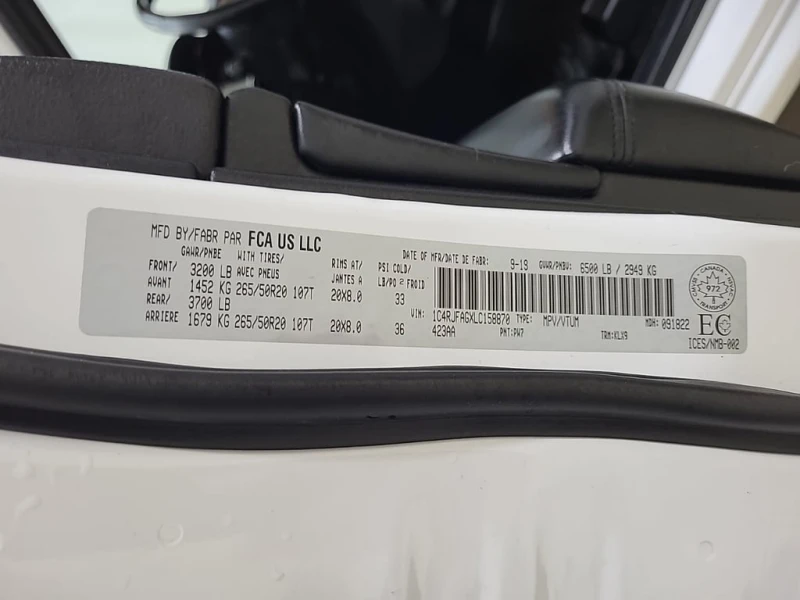 Jeep Grand cherokee * ALTITUDE * CARFAX * БЕЗ ПЪРВОНАЧАЛНА ВНОСКА, снимка 15 - Автомобили и джипове - 52639548