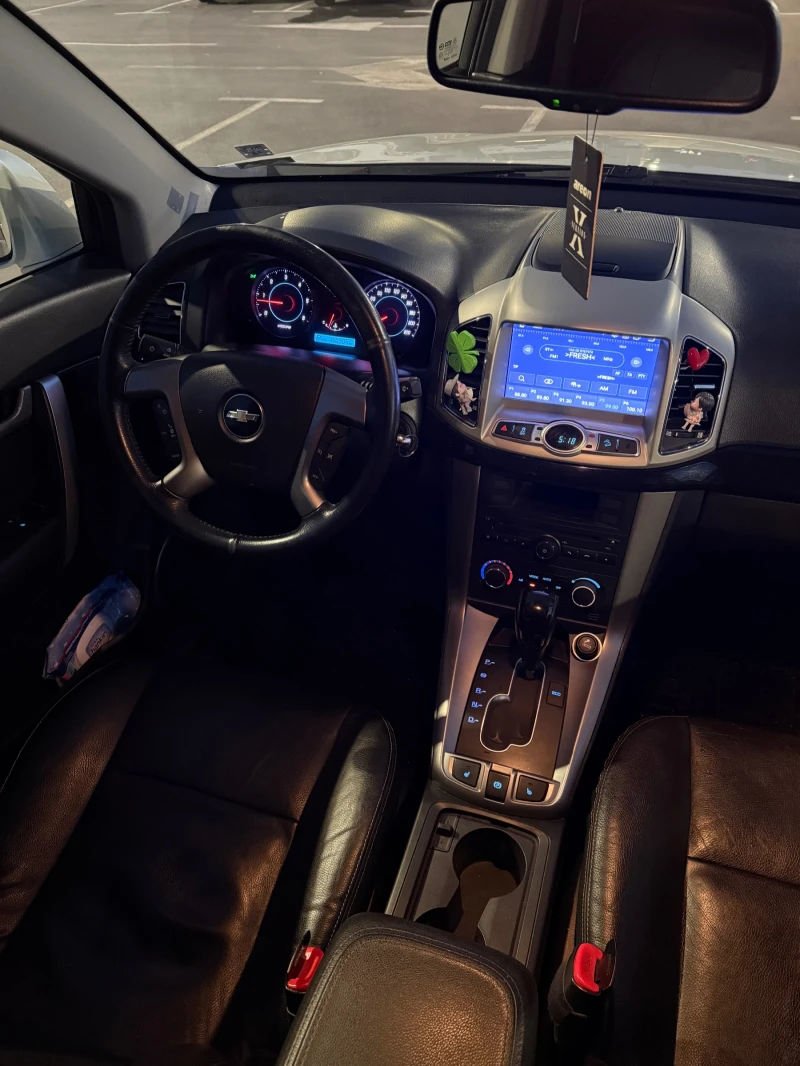 Chevrolet Captiva 2.2 VCDi 16V (184 кс) AWD, снимка 10 - Автомобили и джипове - 52793821