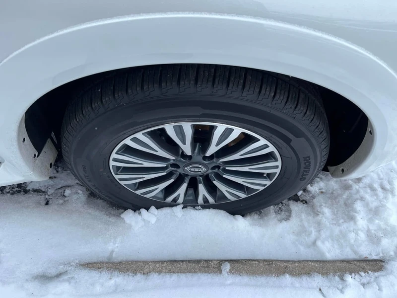 Nissan Armada * SL * CARFAX * БЕЗ ПЪРВОНАЧАЛНА ВНОСКА, снимка 7 - Автомобили и джипове - 52950372