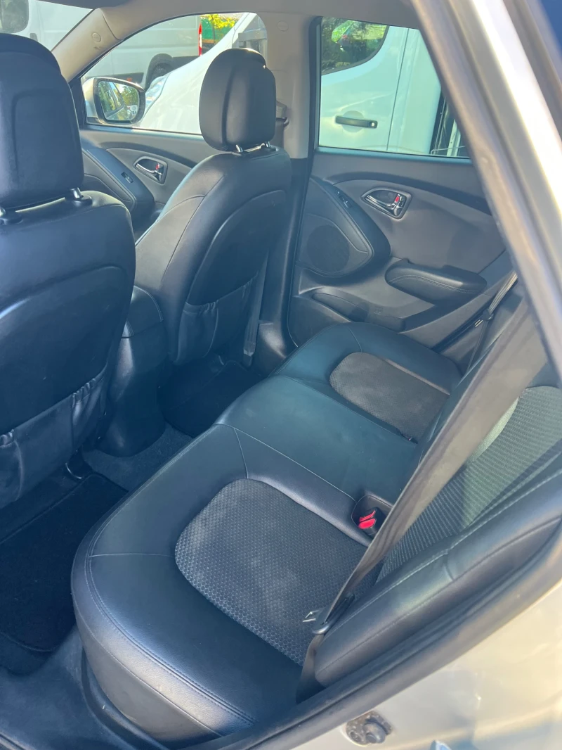 Hyundai IX35 1.6, снимка 6 - Автомобили и джипове - 53325619