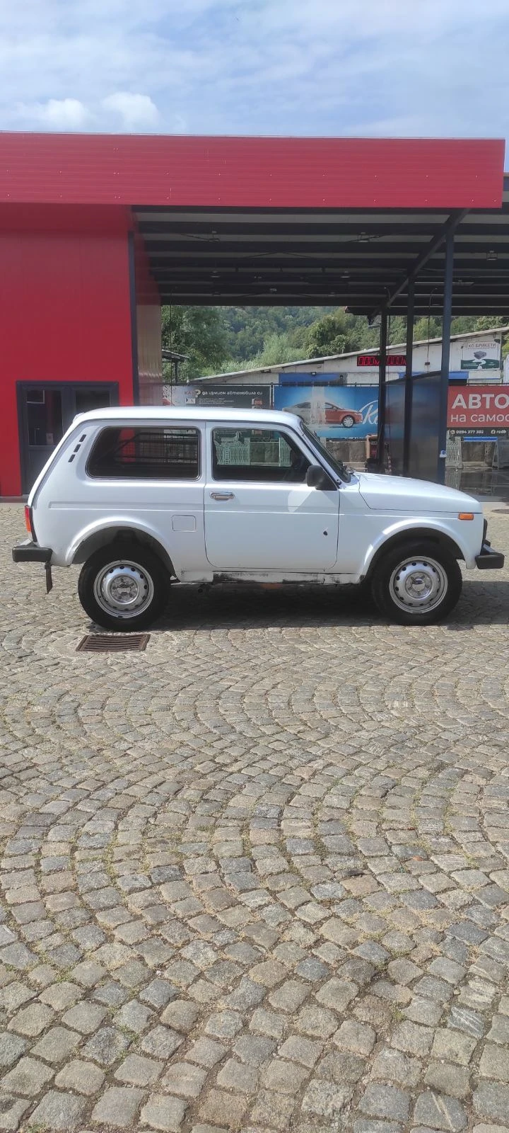 Lada Niva, снимка 9 - Автомобили и джипове - 47069067