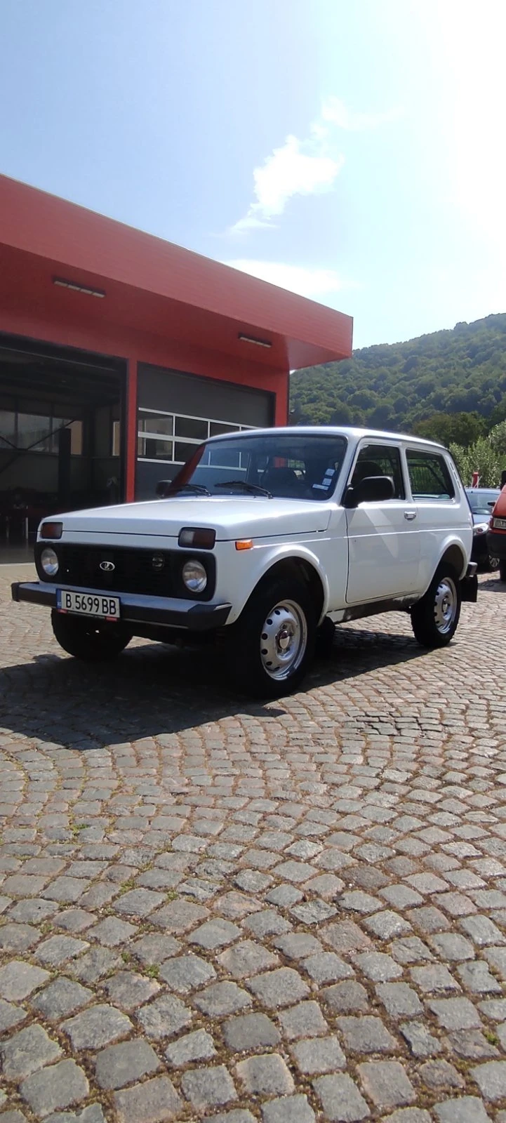 Lada Niva, снимка 2 - Автомобили и джипове - 47069067