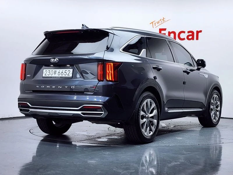 Kia Sorento Diesel 2.2 4WD| 199к.с.| ВКЛ.ТЕХНОТЕСТ, снимка 2 - Автомобили и джипове - 55222375