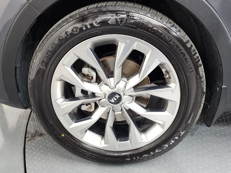 Kia Sorento Diesel 2.2 4WD| 199к.с.| ВКЛ.ТЕХНОТЕСТ, снимка 5 - Автомобили и джипове - 55222375