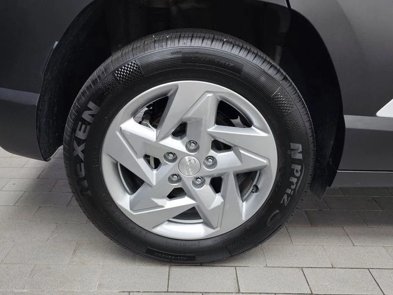 Hyundai Kona Premium| 141к.с.| ВКЛ.ТЕХНОТЕСТ, снимка 4 - Автомобили и джипове - 55441033