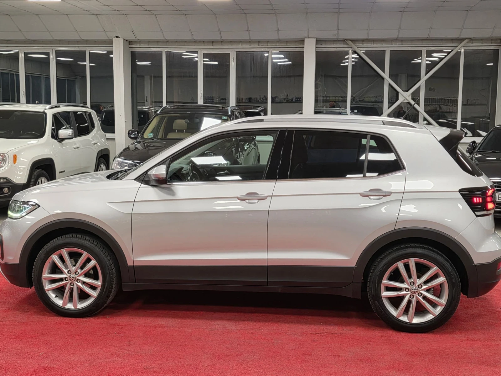 VW T-Cross TSI / DSG / LED / Camera - изображение 7