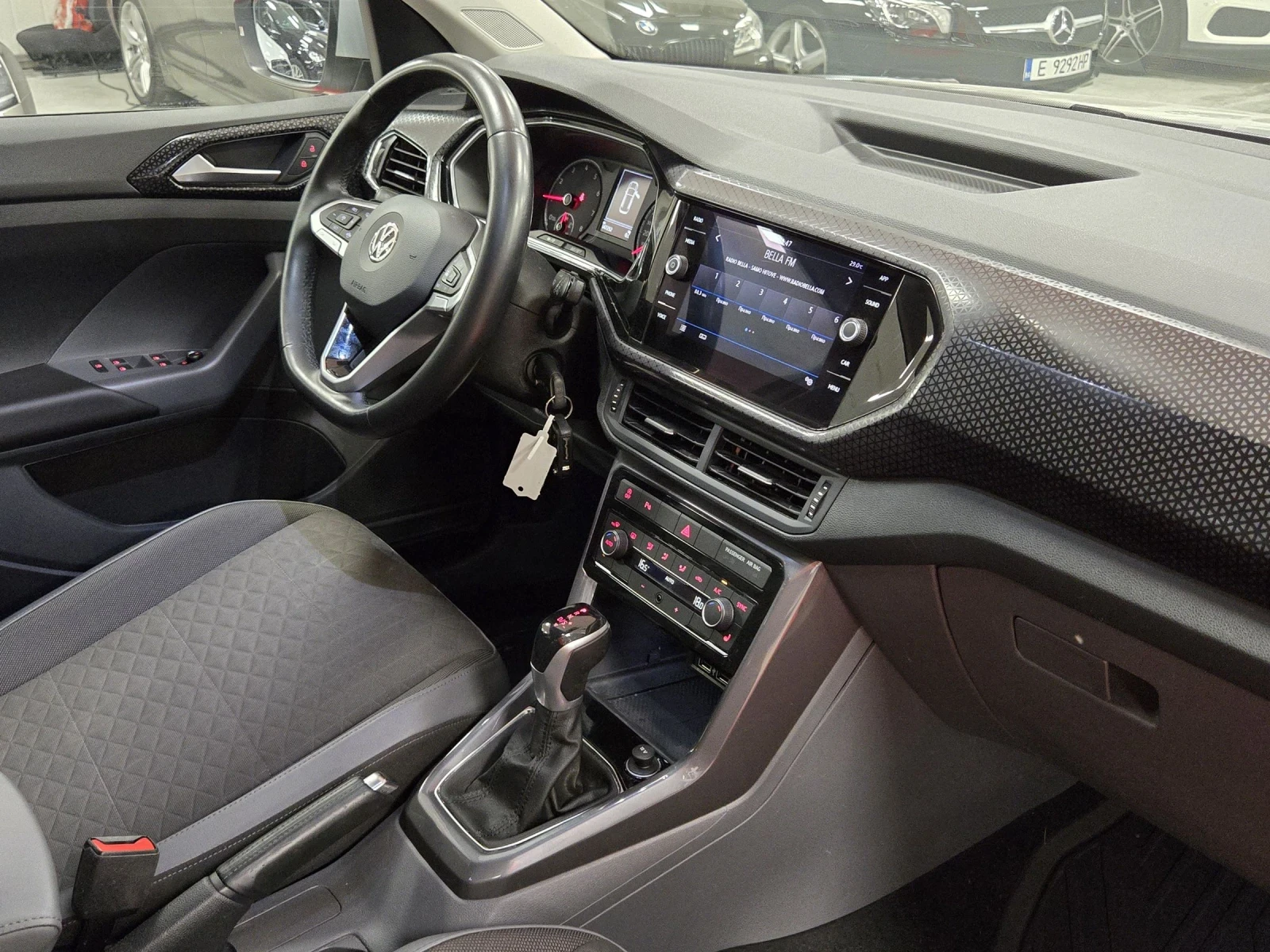 VW T-Cross TSI / DSG / LED / Camera | Mobile.bg — изображение 13