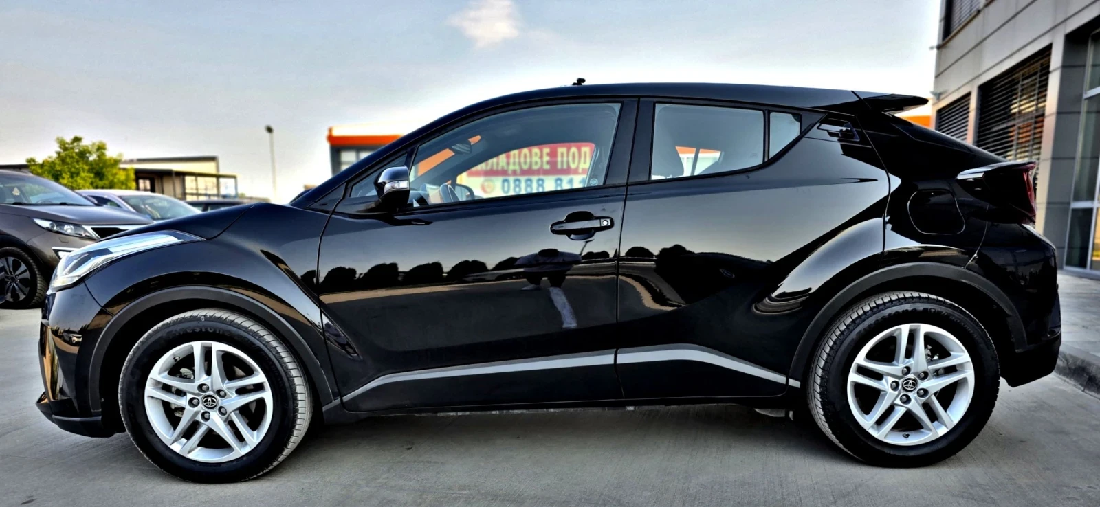 Toyota C-HR 1.8h Active e-cvt EURO 6D - изображение 8