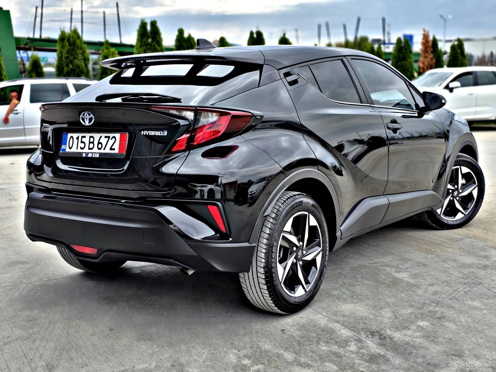 Toyota C-HR 1.8h Active e-cvt EURO 6D ГАРАНЦИЯ!!!! - изображение 4