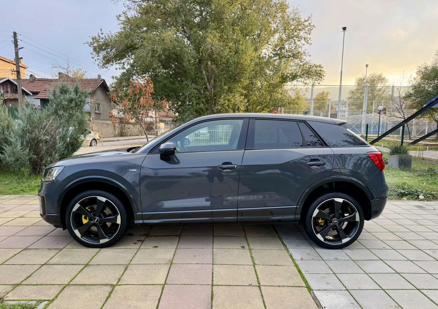 Audi Q2 190к.с.* Quattro* 2.0TDI* Prestige* S-Line* LED* E - изображение 4